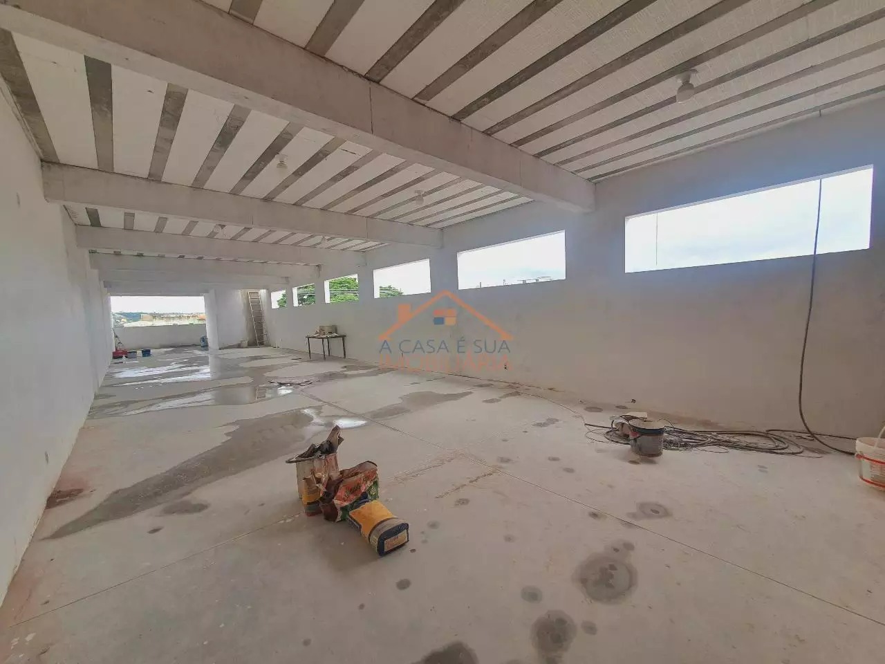 Loja para aluguel no Industrial São Luiz: 