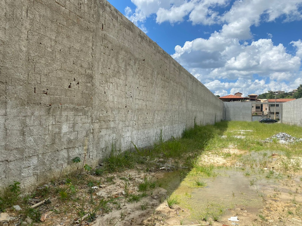 Lote para aluguel no Tropical: 