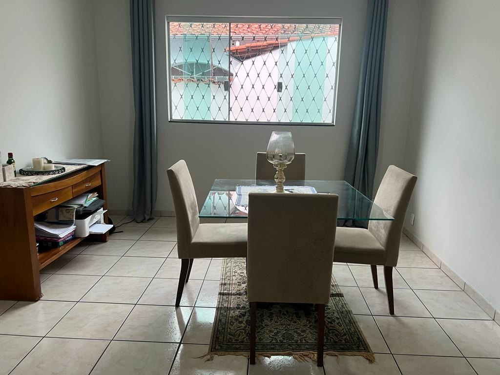 Casa à venda no Novo Eldorado: 