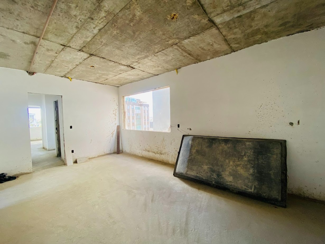 Apartamento à venda no Cabral : 