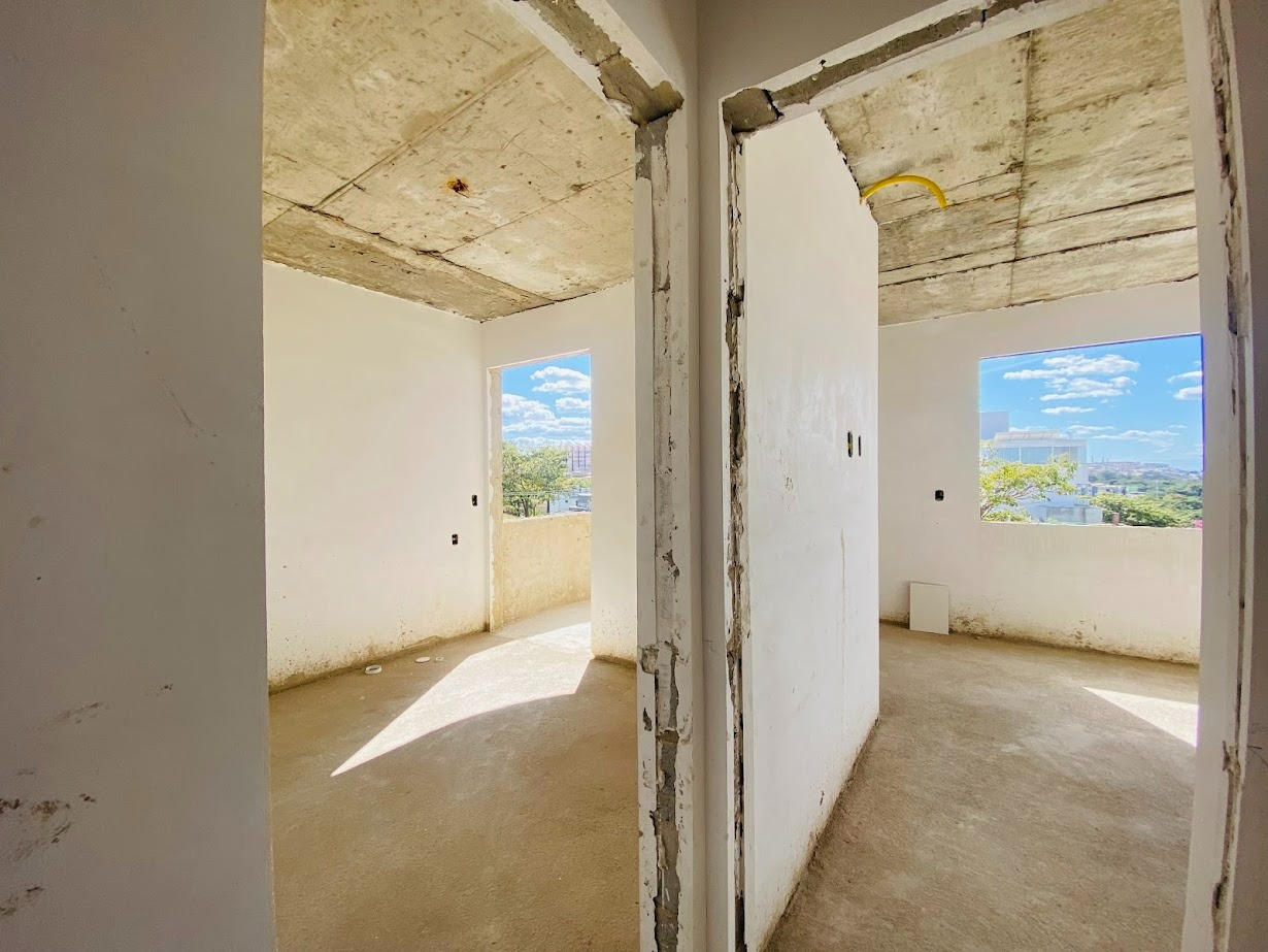 Apartamento à venda no Cabral : 