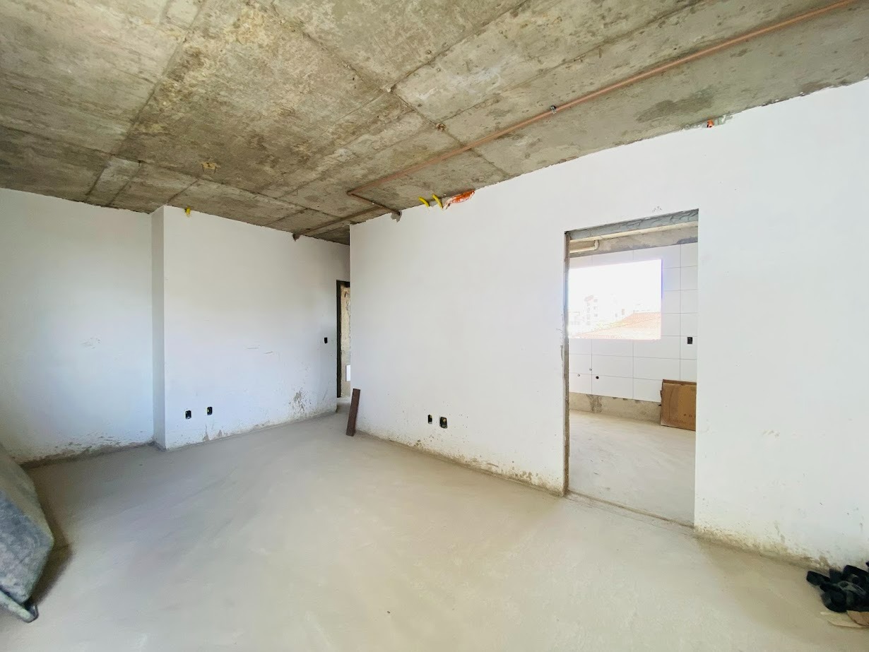 Apartamento à venda no Cabral : 