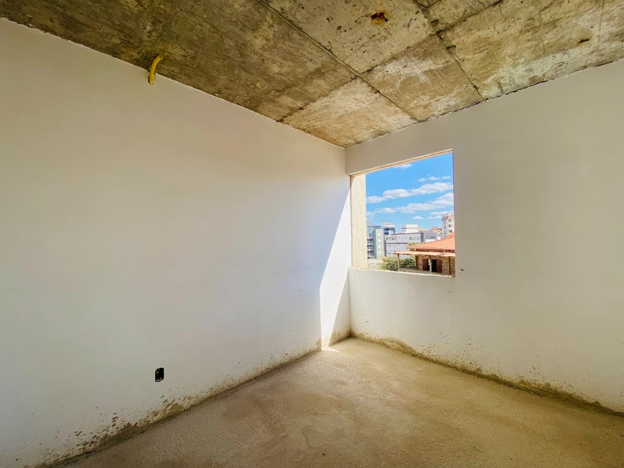 Apartamento à venda no Cabral : 