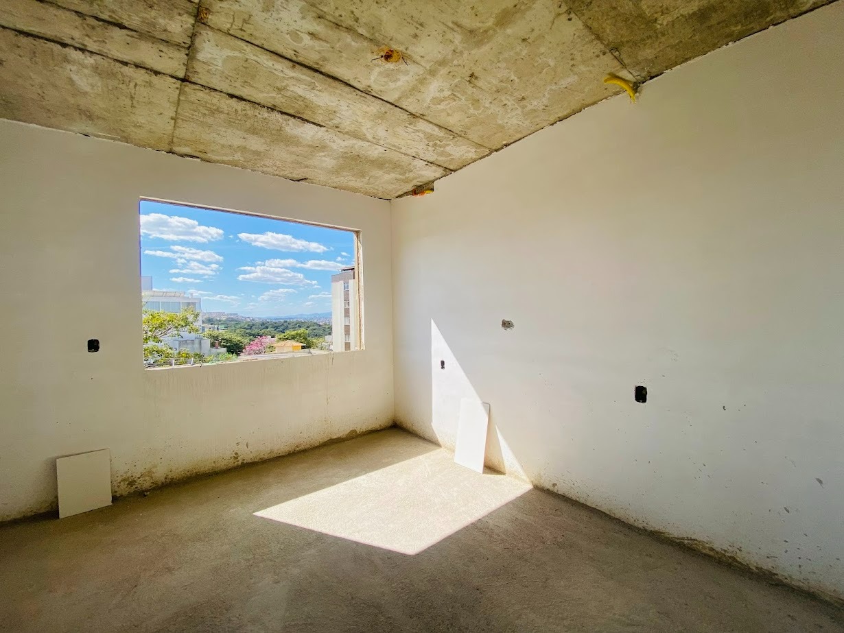 Apartamento à venda no Cabral : 