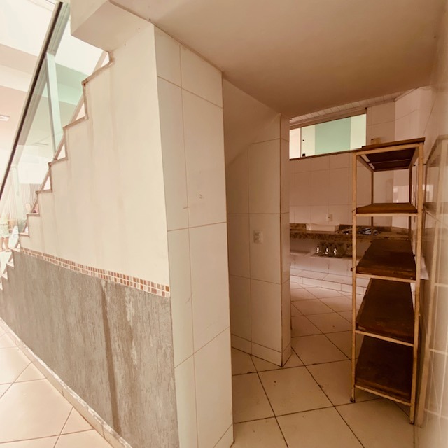 Andar corrido para aluguel no Jardim Riacho das Pedras: 