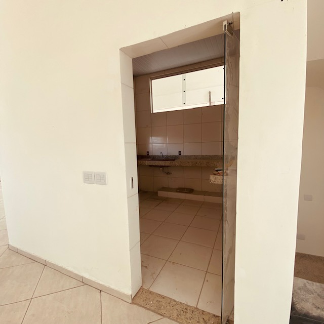 Andar corrido para aluguel no Jardim Riacho das Pedras: 