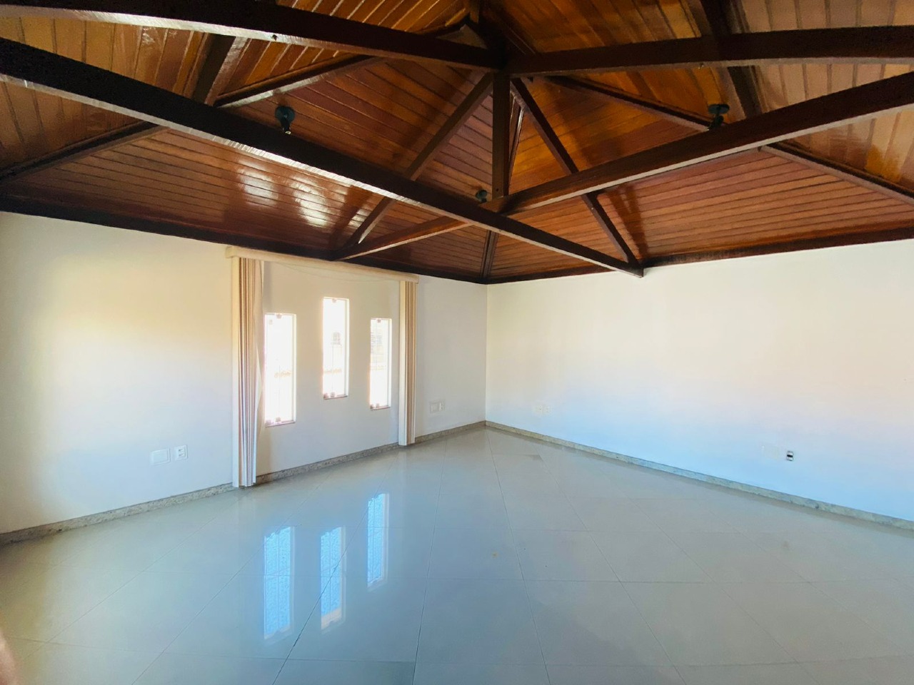 Casa à venda no Jardim Riacho das Pedras: 