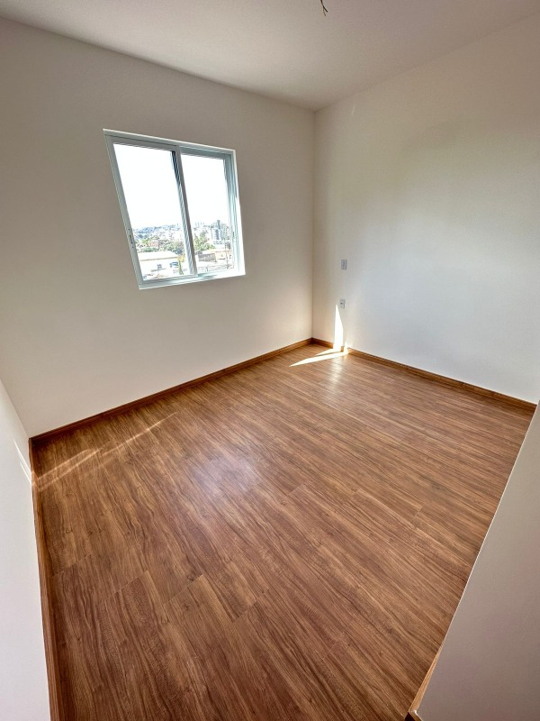 Apartamento à venda no Estrela do Oriente: 
