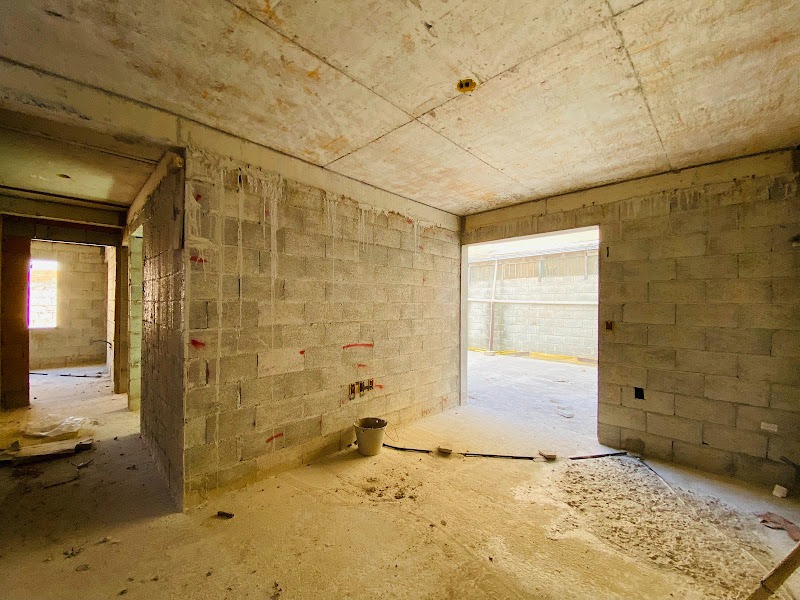 Área privativa à venda no Santa Cruz Industrial: 