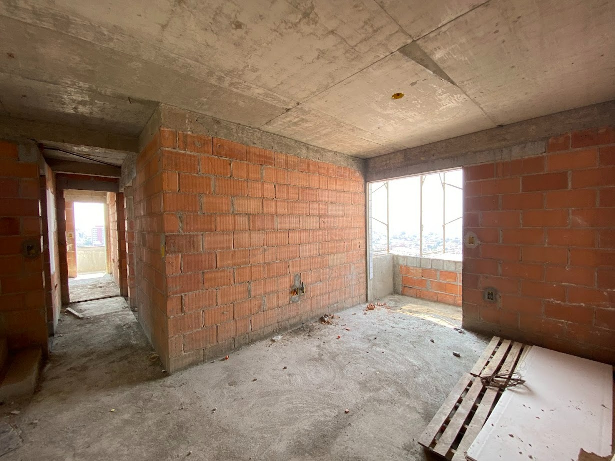 Cobertura à venda no Santa Cruz Industrial: 