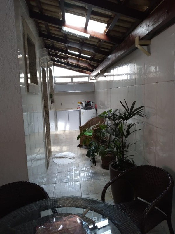 Casa em Condominio à venda no Jardim Riacho das Pedras: 