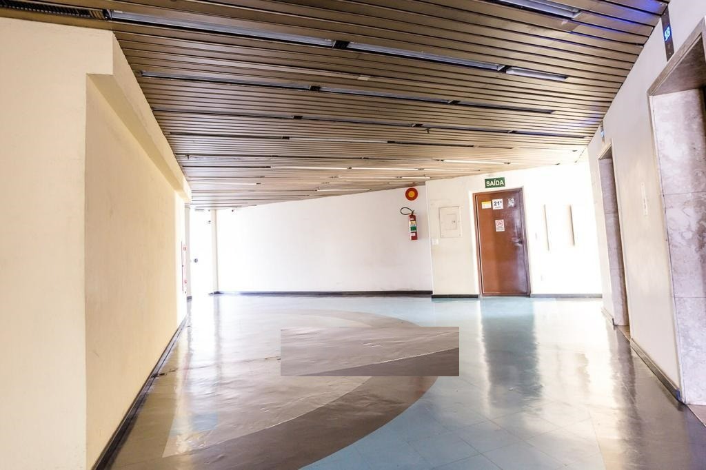 Sala para aluguel no Centro: 