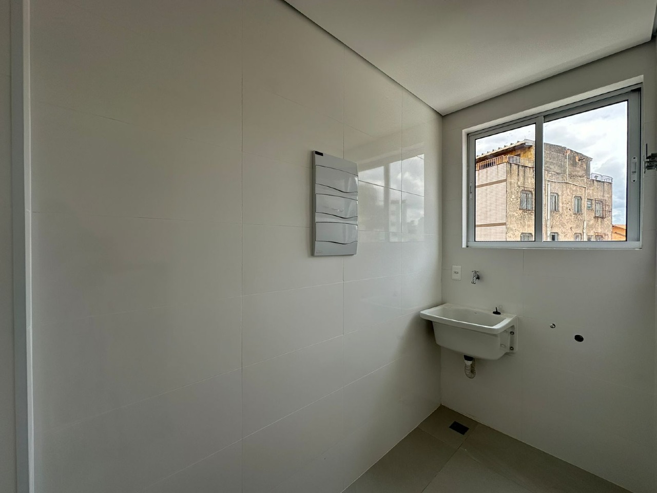 Apartamento à venda no Santa Cruz Industrial: 