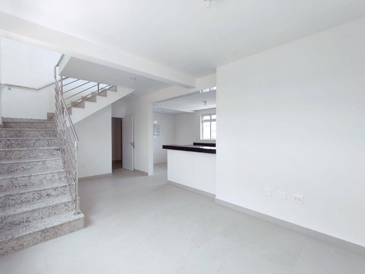 Cobertura à venda no Santa Cruz Industrial: 