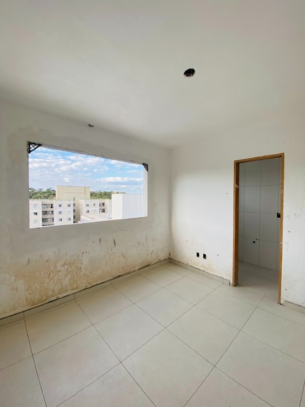 Apartamento à venda no Cabral : 