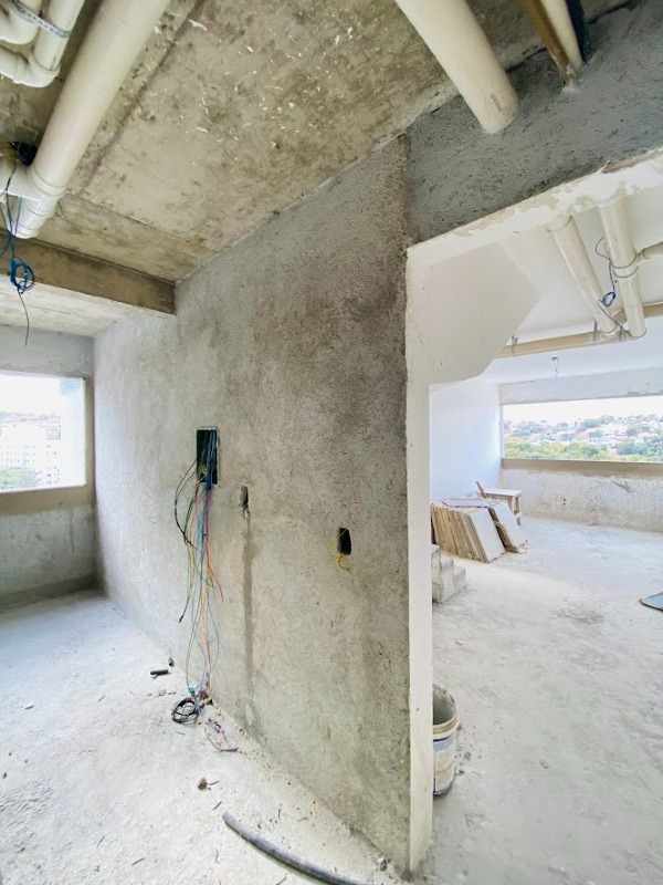 Apartamento à venda no Cabral : 