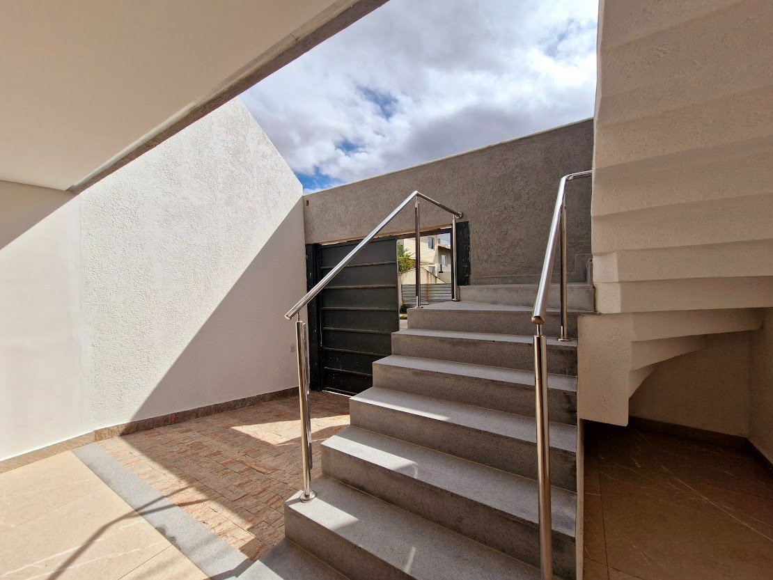 Casa à venda no Cabral : 