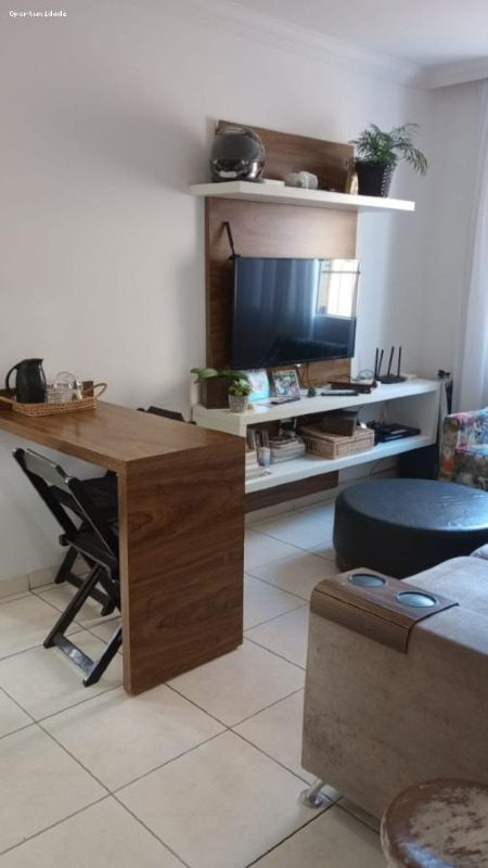 Apartamento à venda no Cabral : 