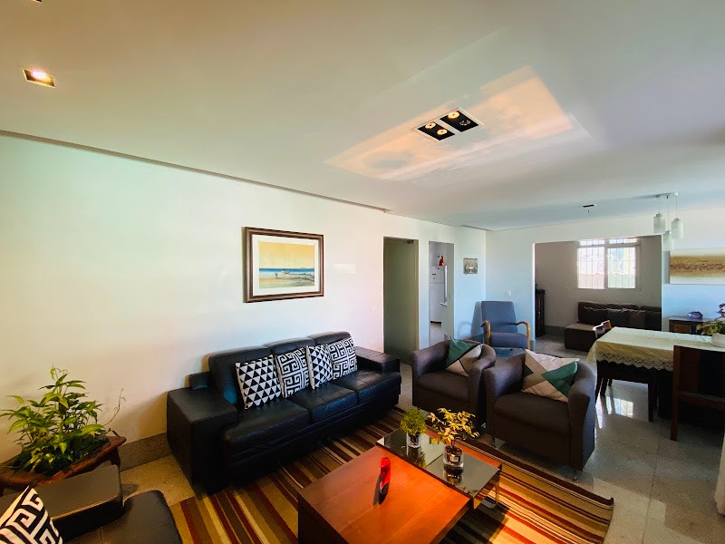 Casa à venda no Santa Cruz Industrial: 