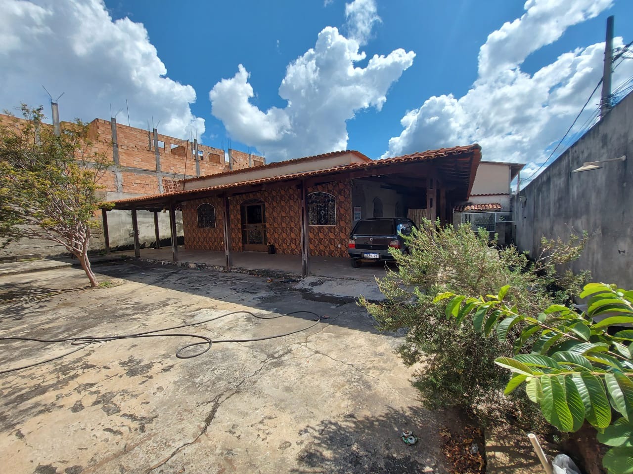 Casa à venda no Industrial São Luiz: 