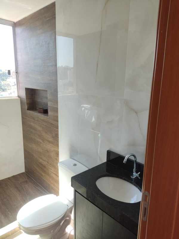 Cobertura à venda no Cabral : 