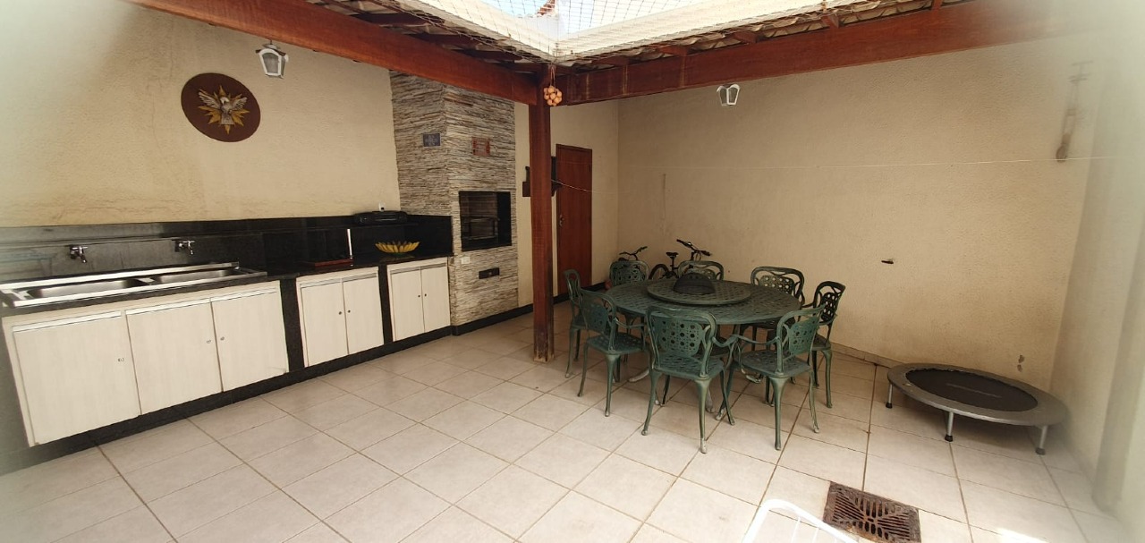 Casa à venda no Novo Eldorado: 