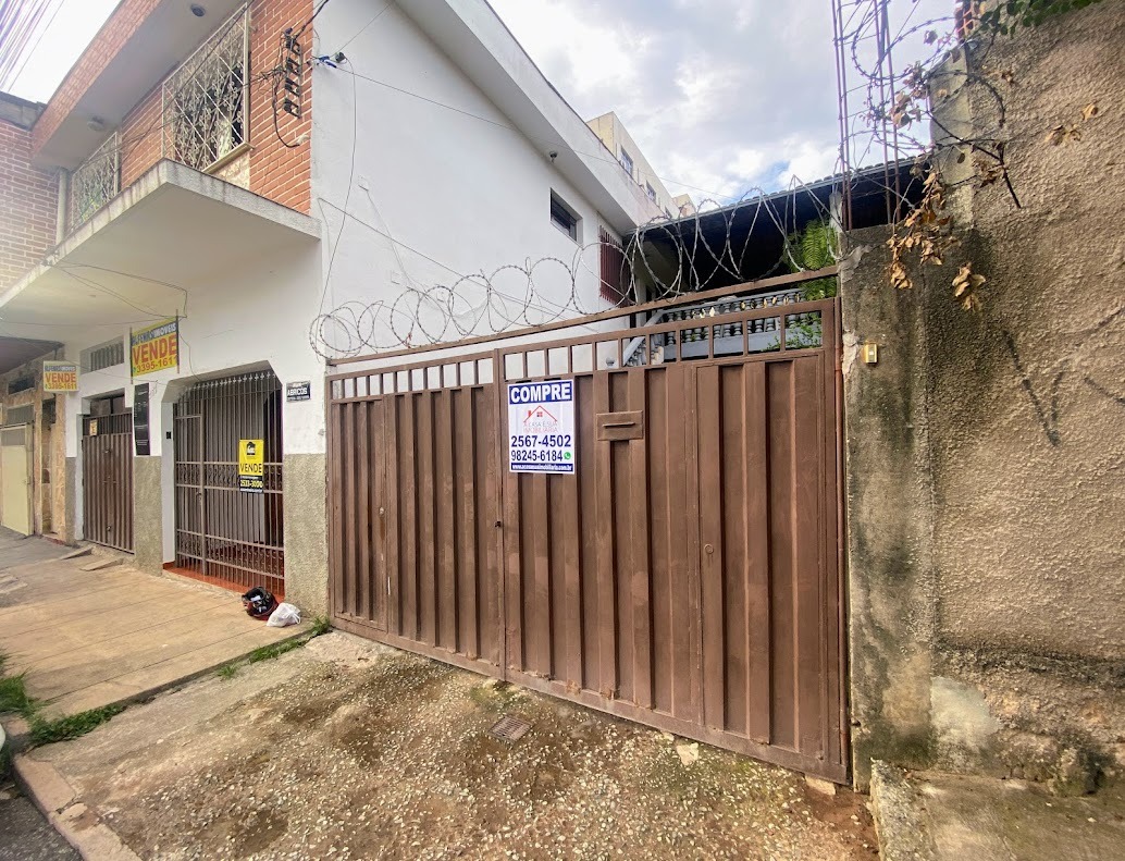 Casa à venda no Eldorado: 