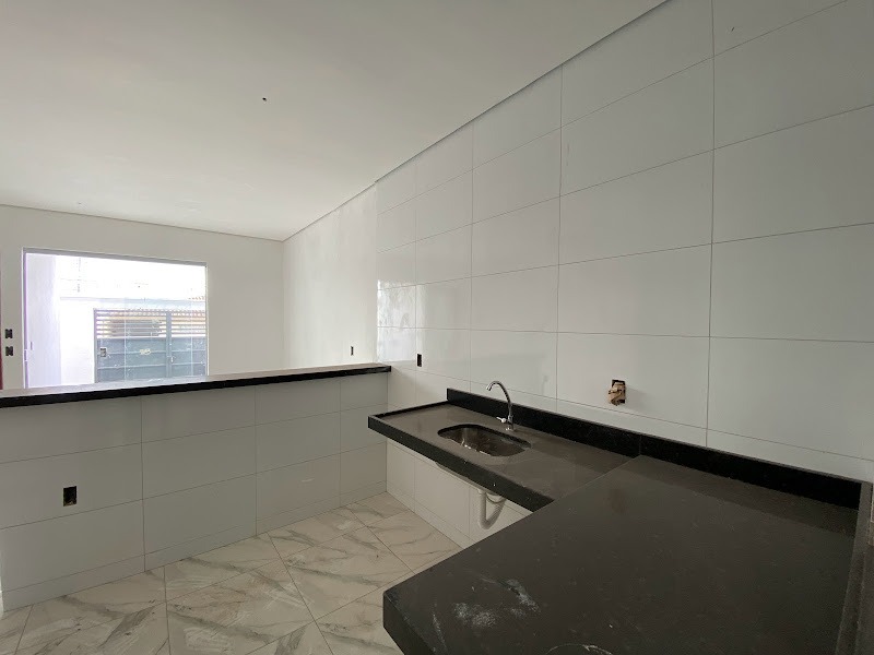 Casa à venda no Novo Horizonte: 