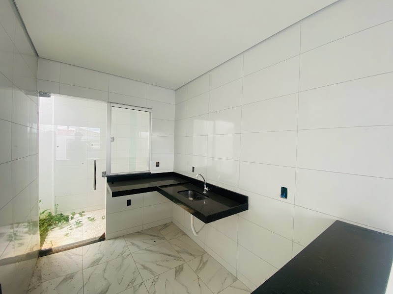 Casa à venda no Novo Horizonte: 