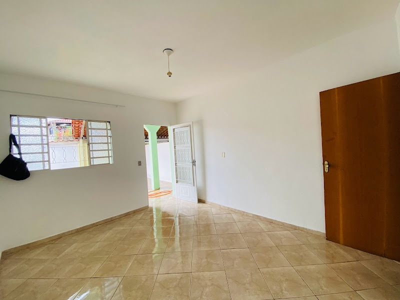 Casa à venda no Tropical: 