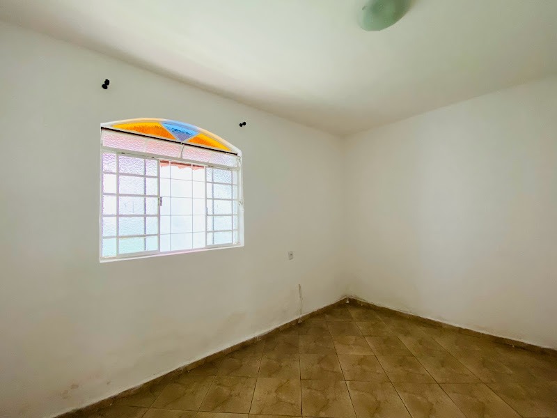 Casa à venda no Tropical: 