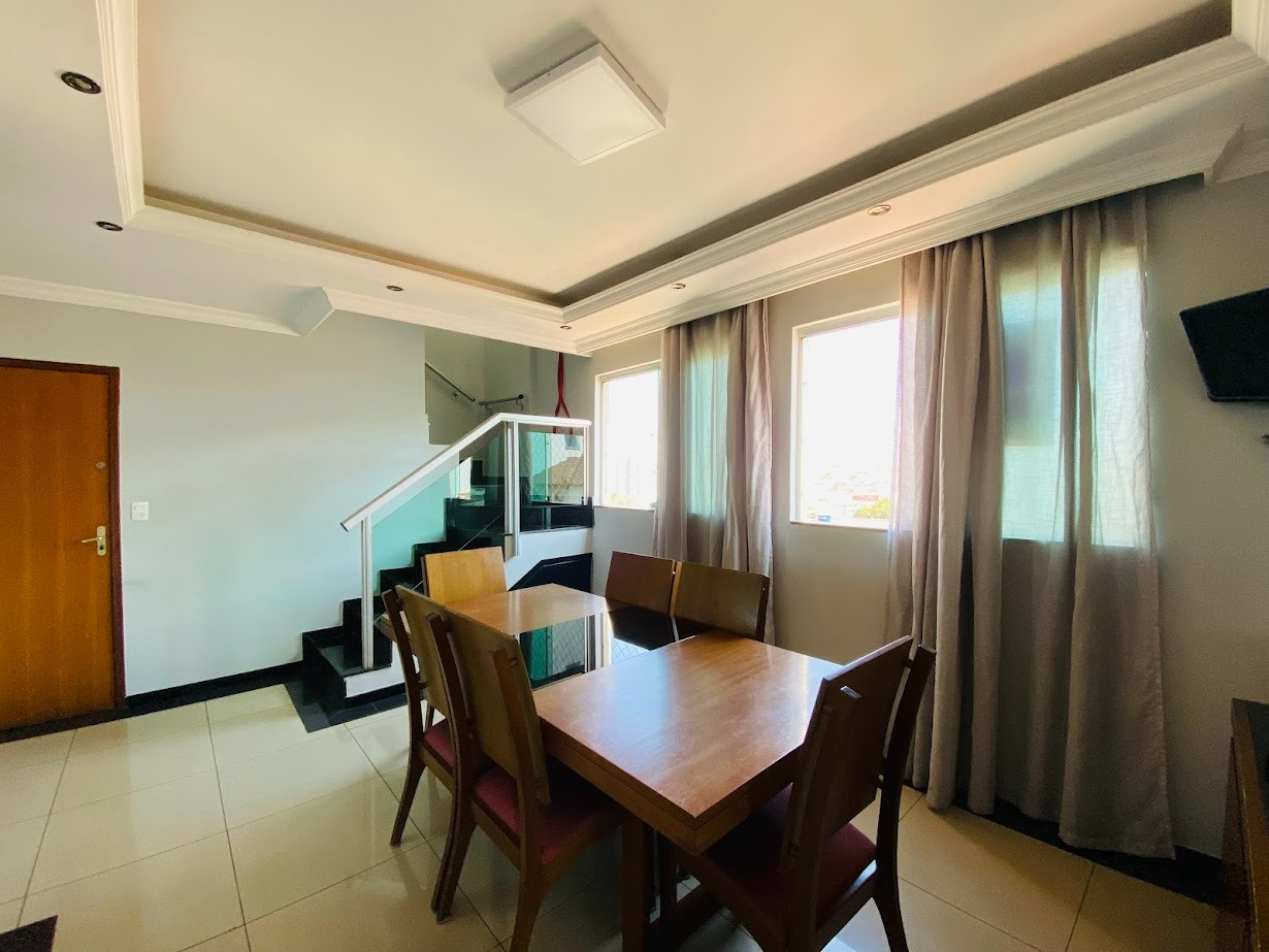 Cobertura à venda no Santa Cruz Industrial: 