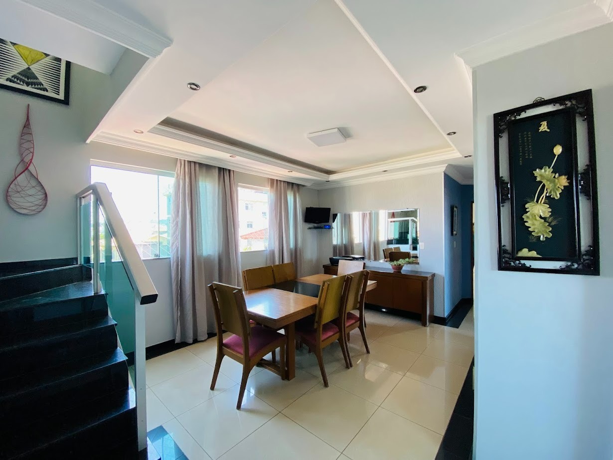 Cobertura à venda no Santa Cruz Industrial: 