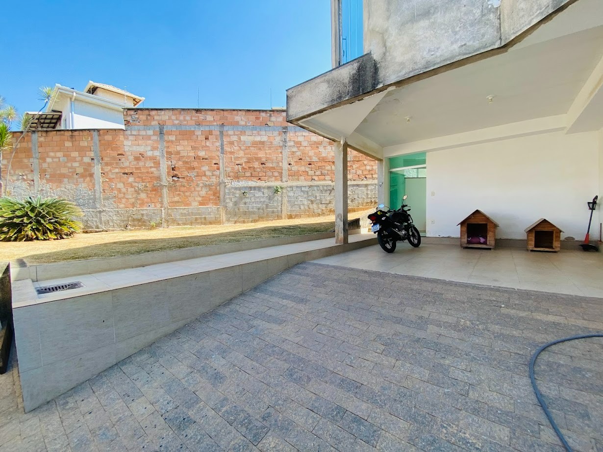 Casa à venda no Alvorada: 