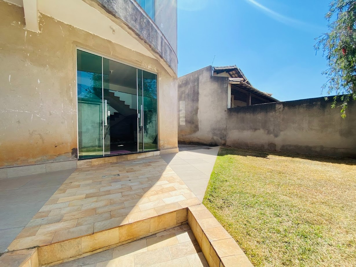 Casa à venda no Alvorada: 