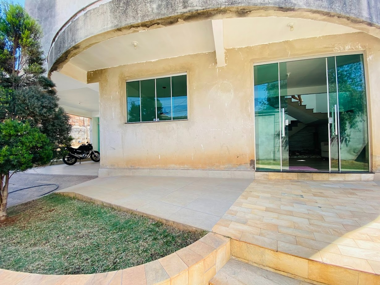 Casa à venda no Alvorada: 