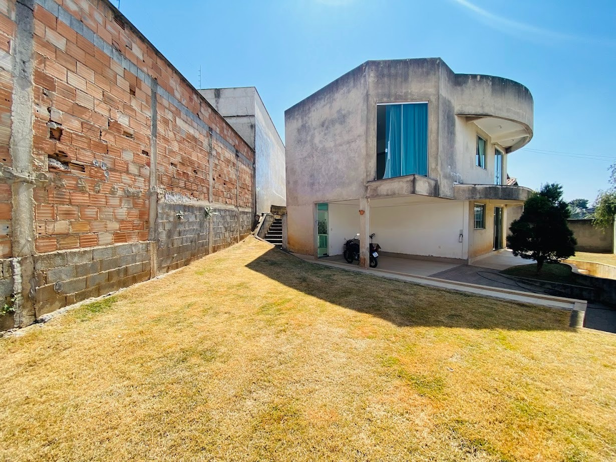 Casa à venda no Alvorada: 