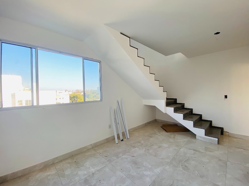 Cobertura à venda no Europa: 