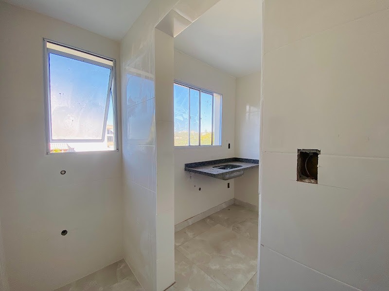 Apartamento à venda no Europa: 