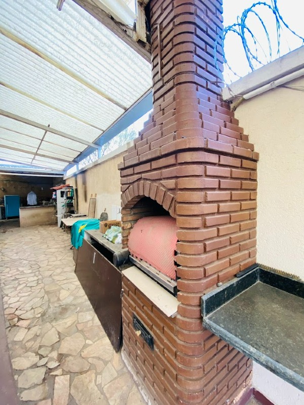 Casa à venda no Monte Castelo: 