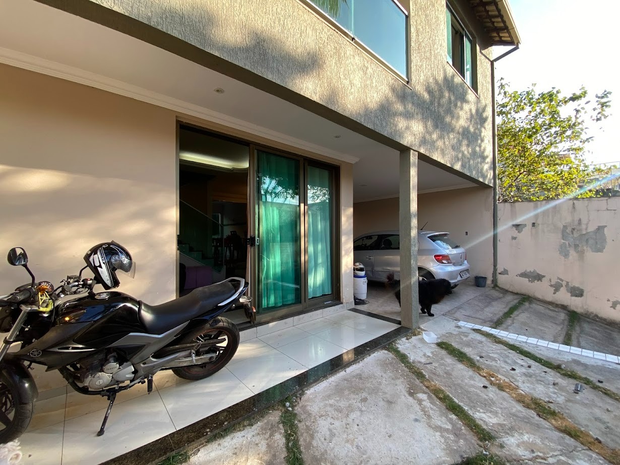 Casa à venda no Sapucaias III: 