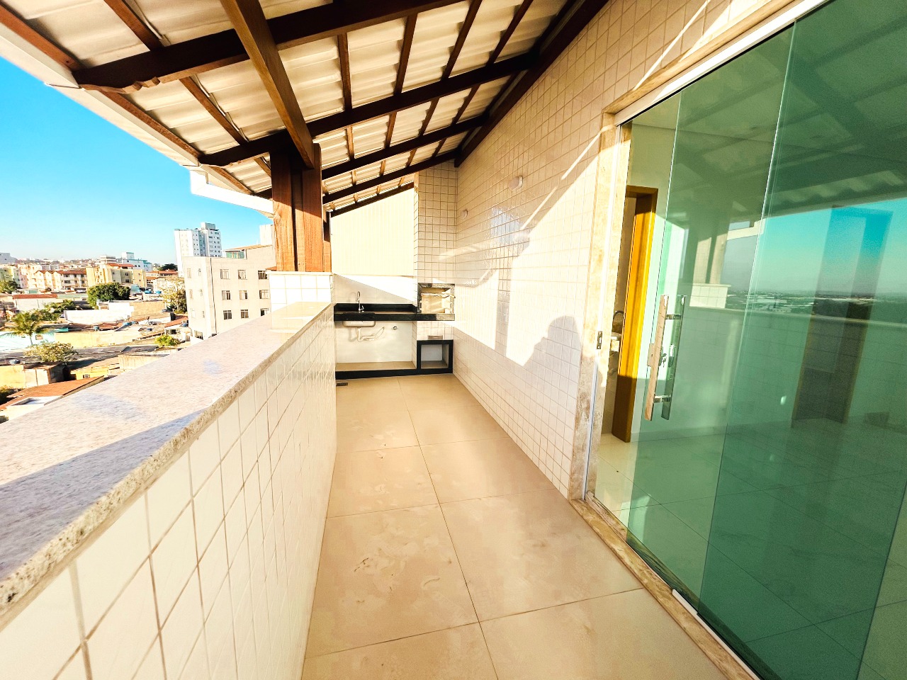 Cobertura à venda no Novo Eldorado: 