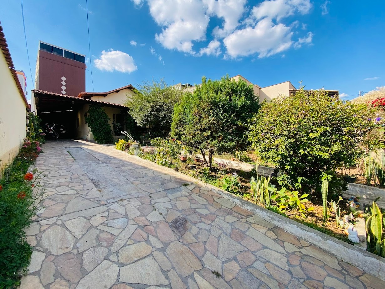 Casa à venda no Eldorado: 