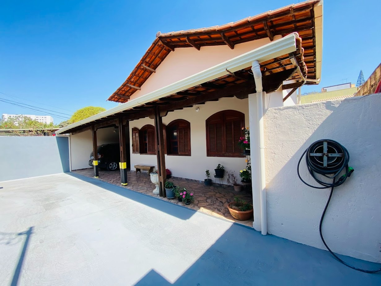 Casa à venda no Alvorada: 