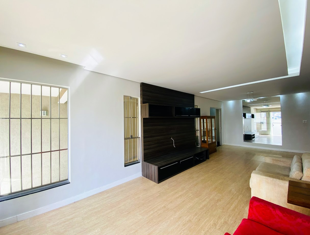 Casa à venda no Riacho das Pedras: 