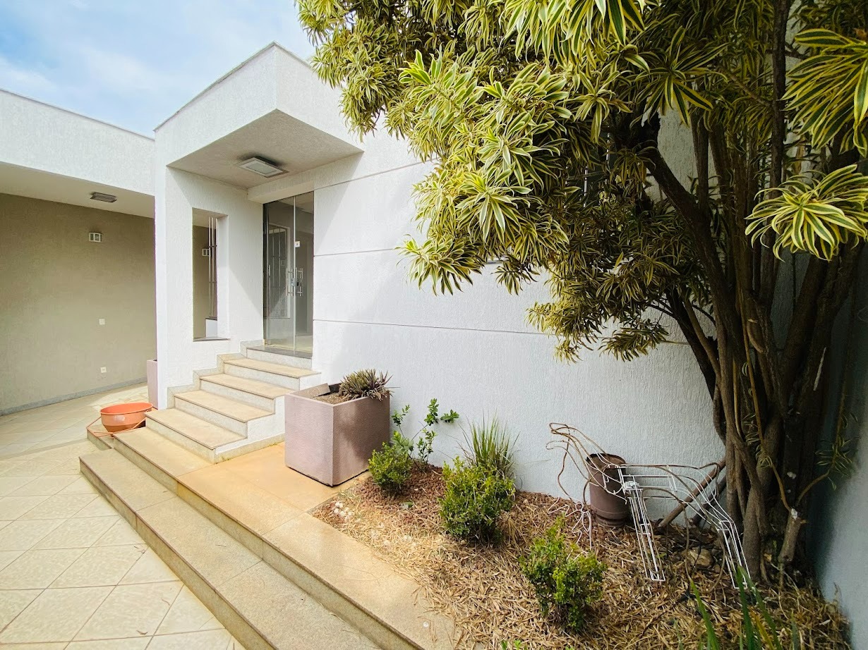 Casa à venda no Riacho das Pedras: 