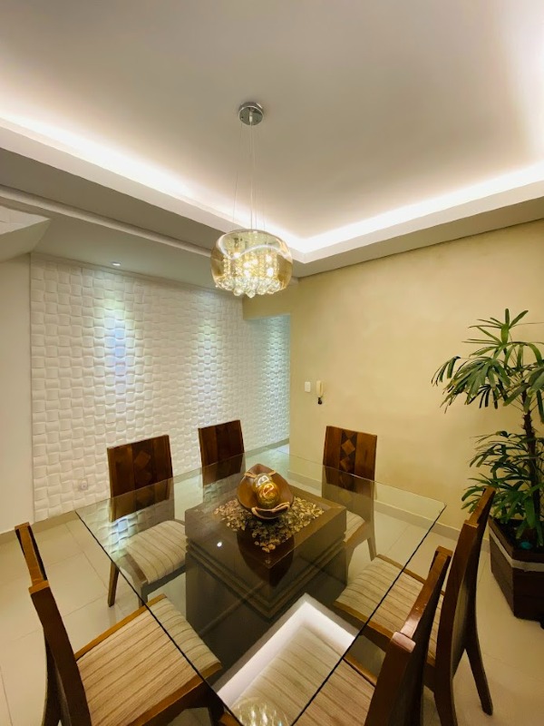 Cobertura à venda no Europa: 