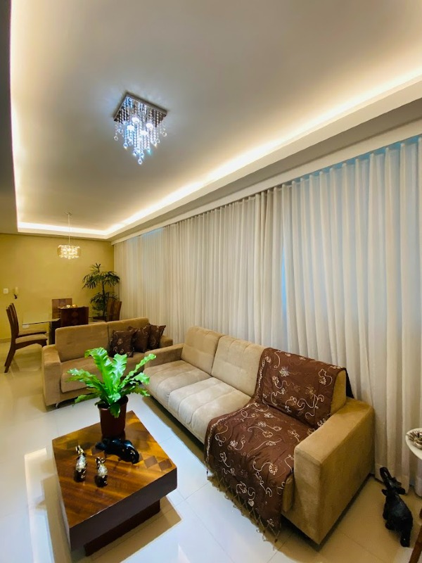 Cobertura à venda no Europa: 