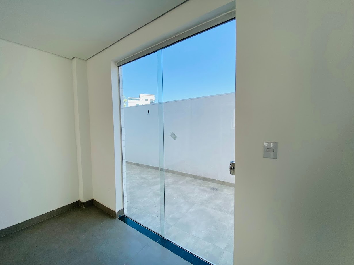 Área privativa à venda no Inconfidentes: 