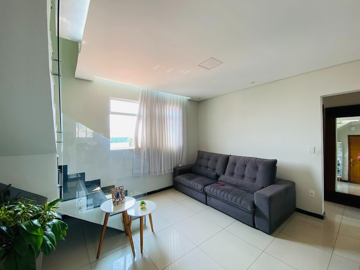 Cobertura à venda no Tropical: 